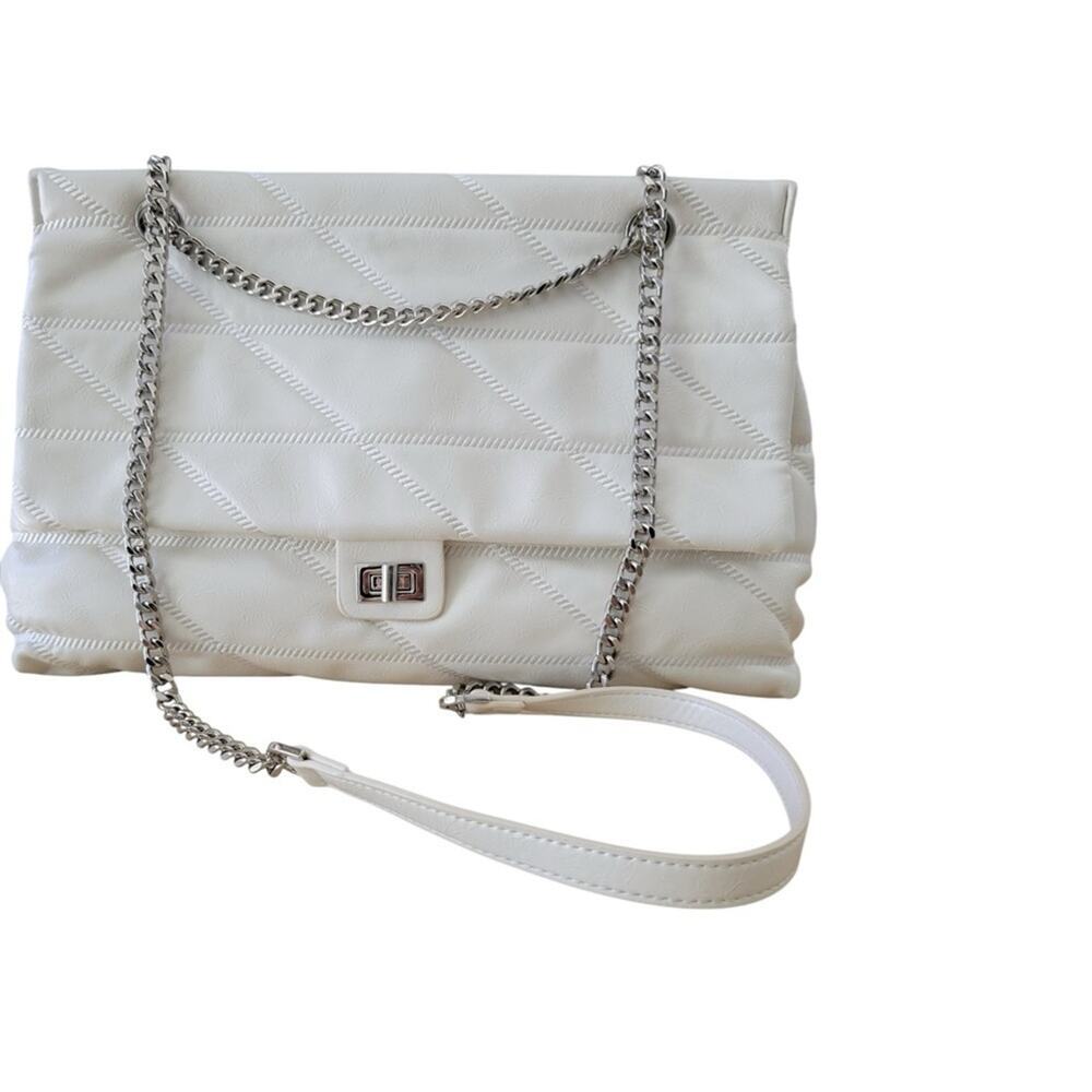 Elegant White Quilted Chain Bag